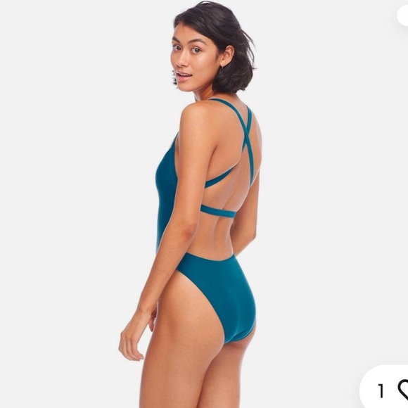 Body Glove
Smoothies Electra One Piece Swimsuit Prussian - Picture 1 of 12